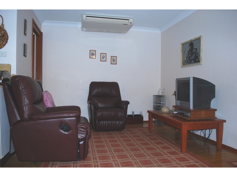 Wattle Grove NSW 2173