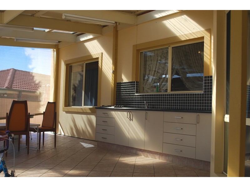 Prestons NSW 2170