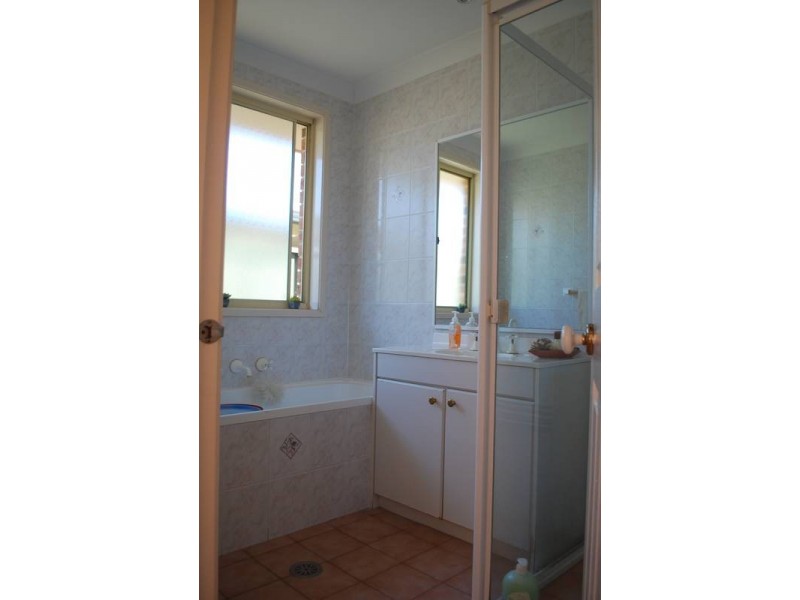 Hoxton Park NSW 2171