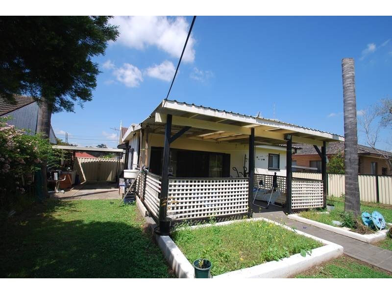 Lurnea NSW 2170