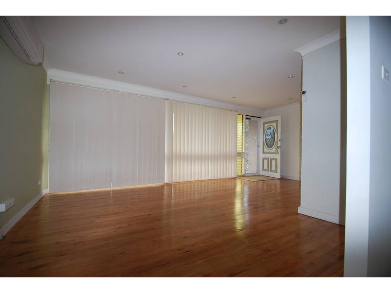3 Pheonix Crescent, Casula NSW 2170