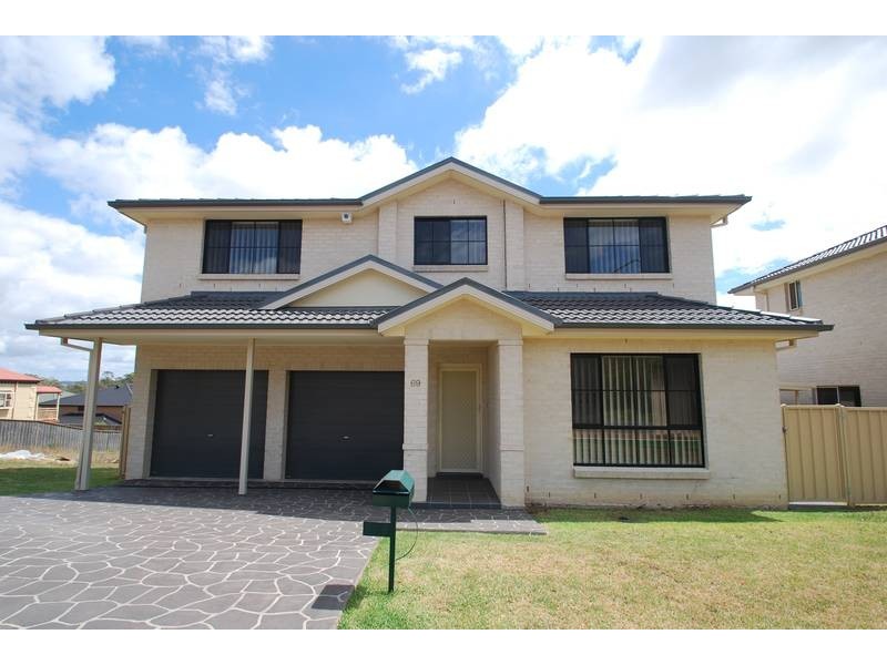 69 Pine Road, Casula NSW 2170