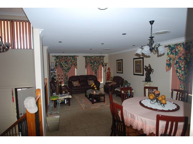 West Hoxton NSW 2171