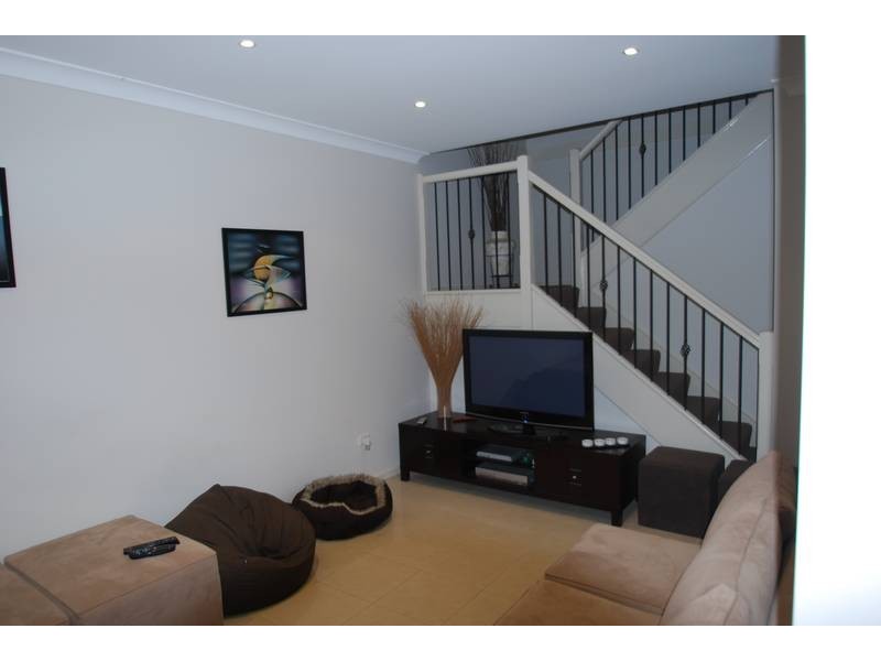 West Hoxton NSW 2171