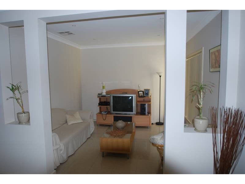 West Hoxton NSW 2171