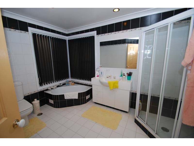 Hinchinbrook NSW 2168