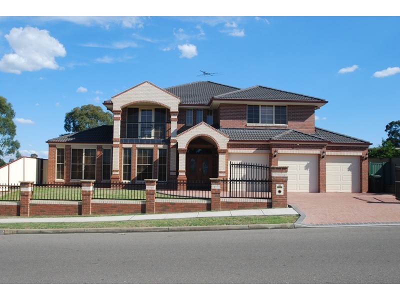 Edensor Park NSW 2176