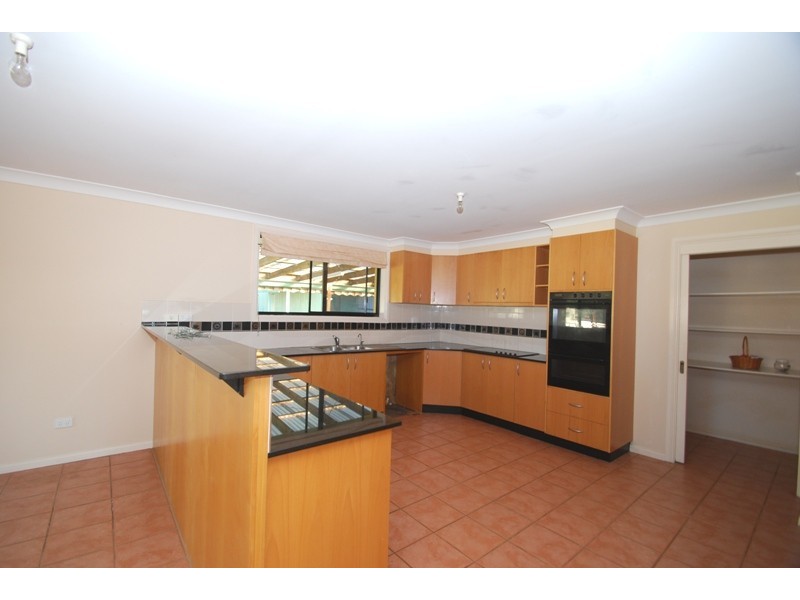 41a Salisbury Ave, Kemps Creek NSW 2178