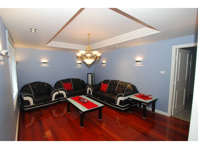 Lurnea NSW 2170