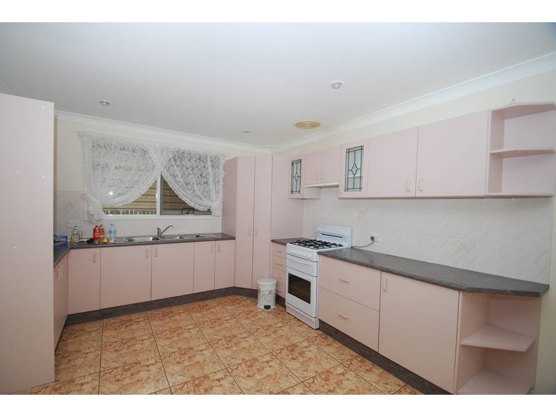 99 Medley Ave, Liverpool NSW 2170