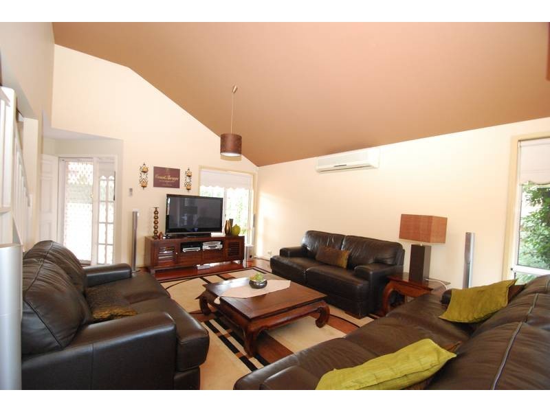 West Hoxton NSW 2171