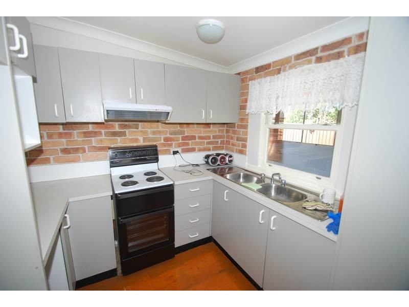 28 Willan Drive, Cartwright NSW 2168