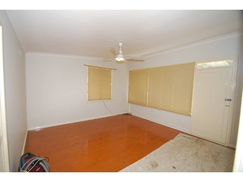 28 Willan Drive, Cartwright NSW 2168