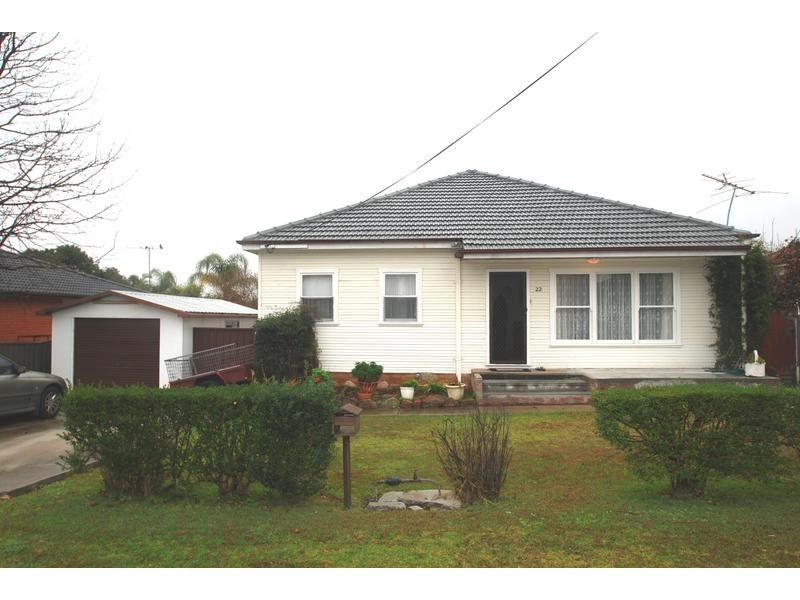 22 William Street, Lurnea NSW 2170