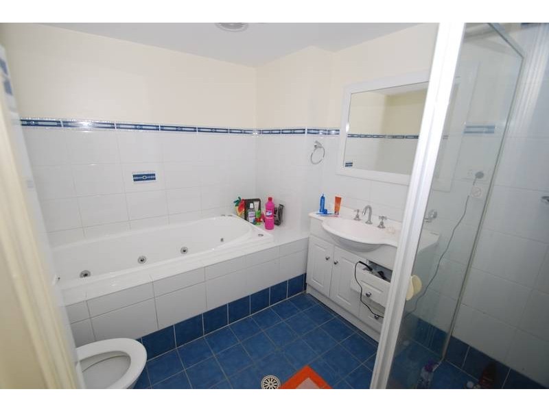 1/9 Elizabeth Drive, Liverpool NSW 2170