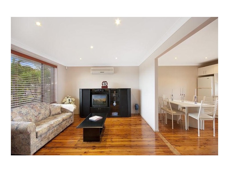 Edensor Park NSW 2176
