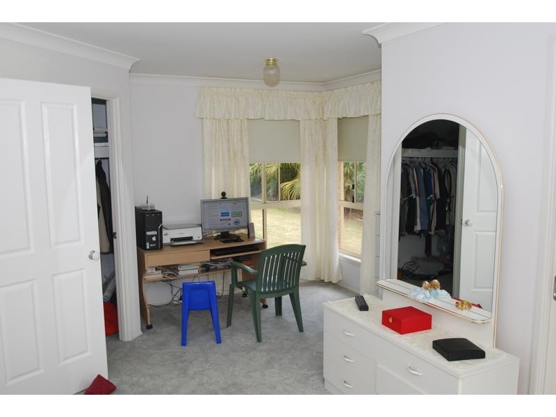 Wattle Grove NSW 2173