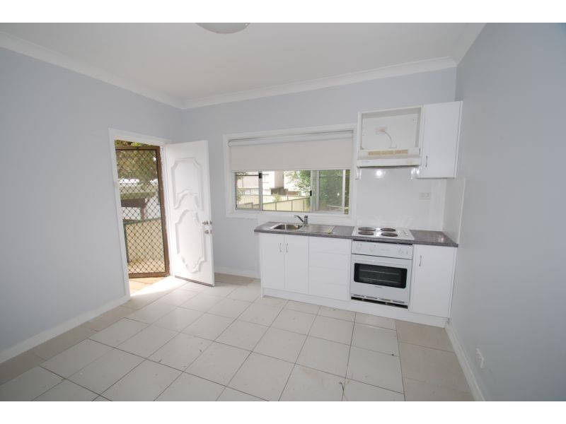 12a Thomas Street, Fairfield NSW 2165