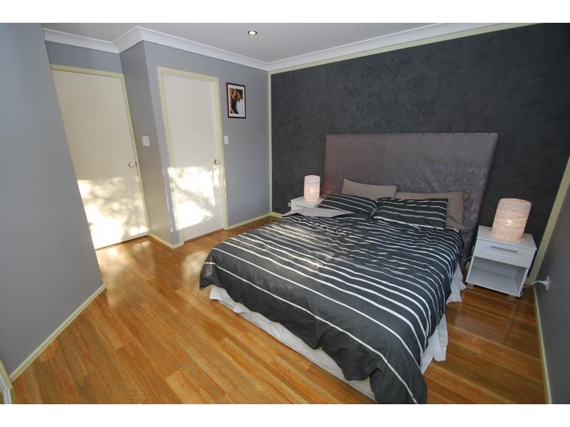 Wattle Grove NSW 2173