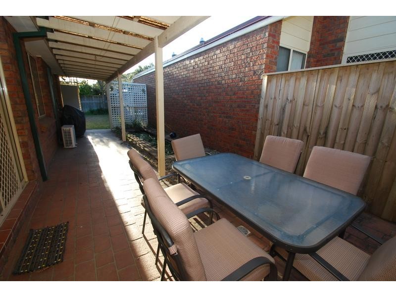 Wattle Grove NSW 2173