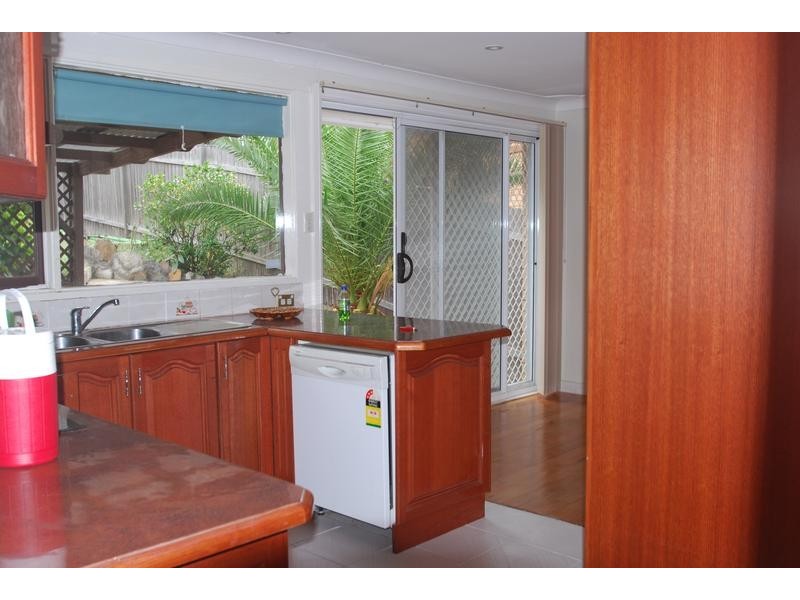 3 Phoenix Crescent, Casula NSW 2170