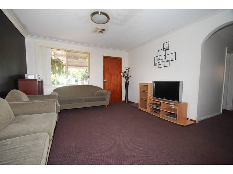 96 Maxwells Ave, Ashcroft NSW 2168