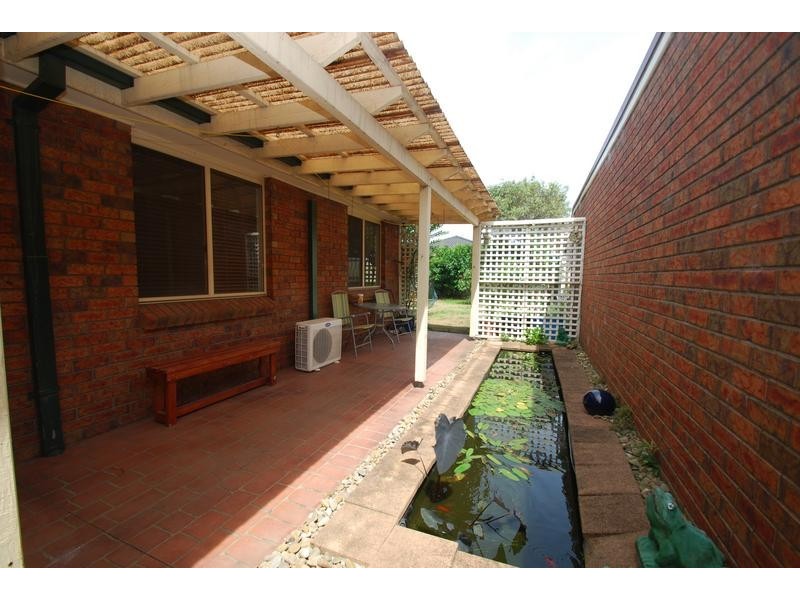 22 Todd Court, Wattle Grove NSW 2173