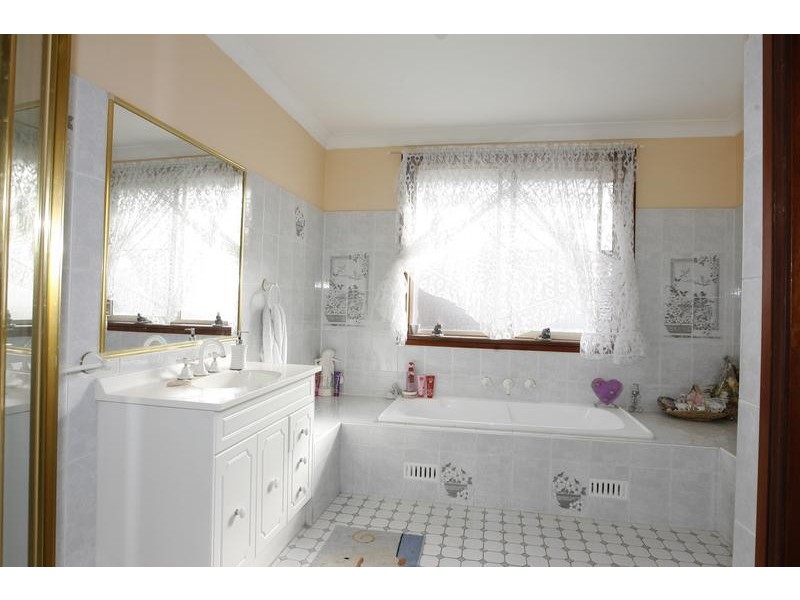 Green Valley NSW 2168