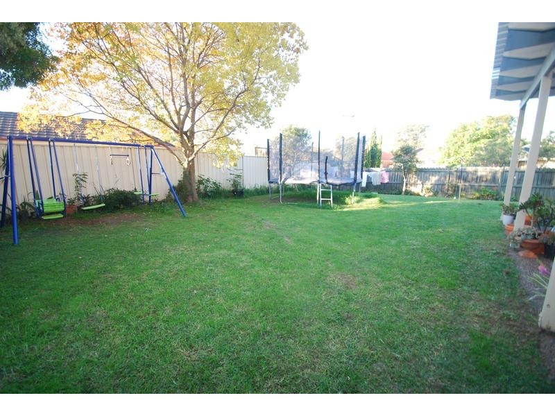 Wattle Grove NSW 2173