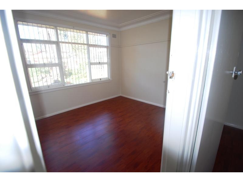 17 Links Ave, Cabramatta NSW 2166