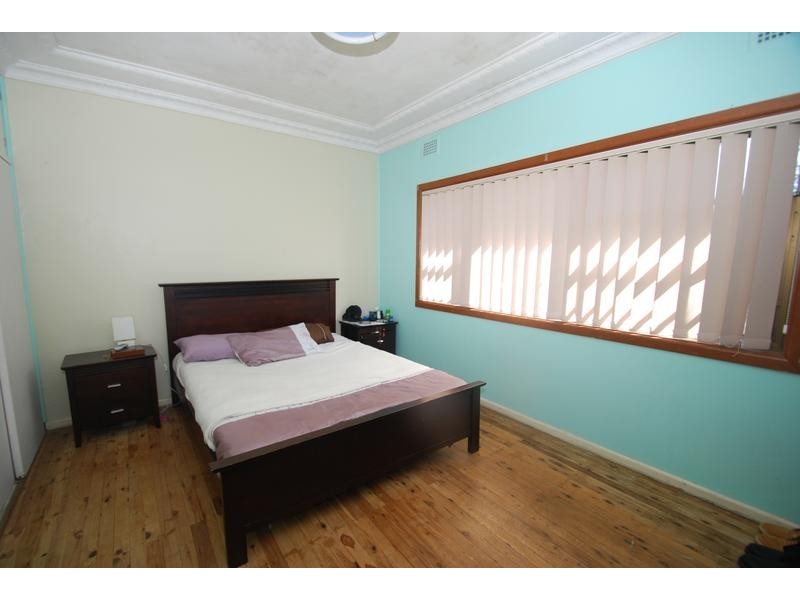Lurnea NSW 2170