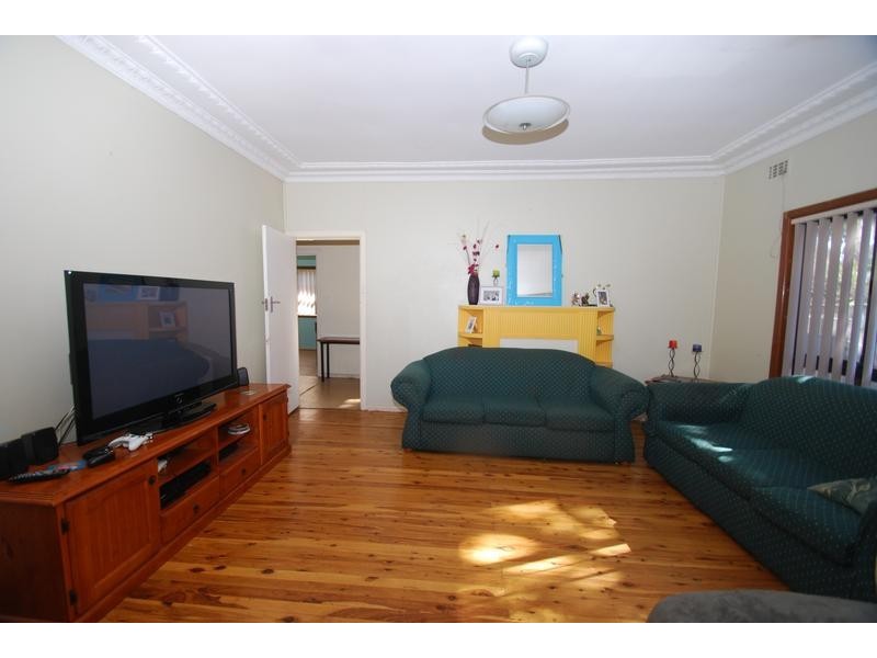 Lurnea NSW 2170
