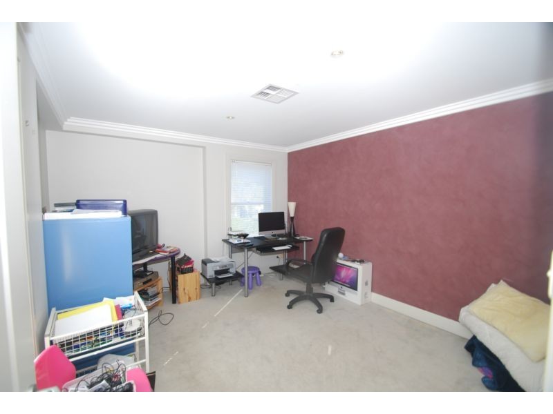 Macquarie Links NSW 2565