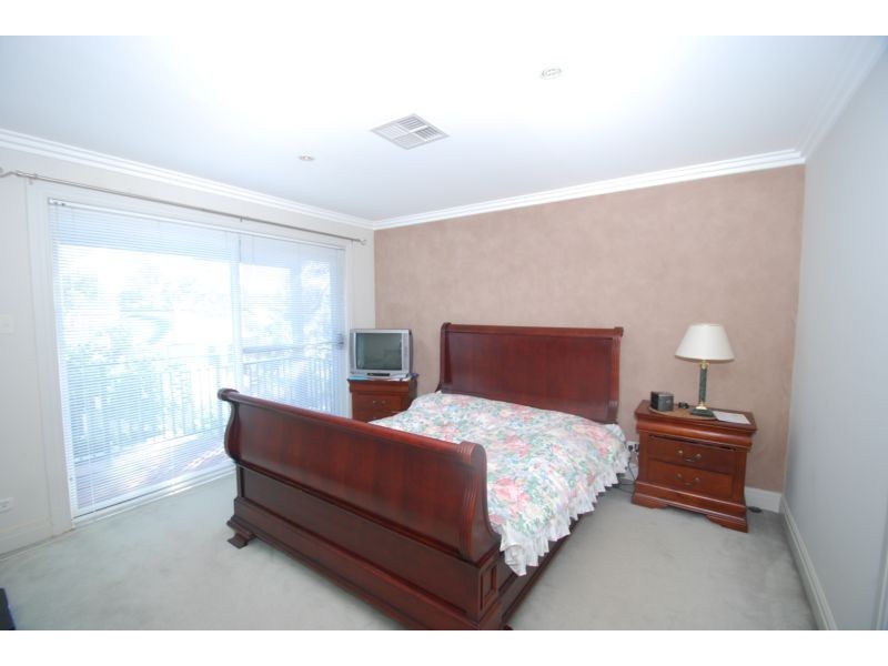 Macquarie Links NSW 2565