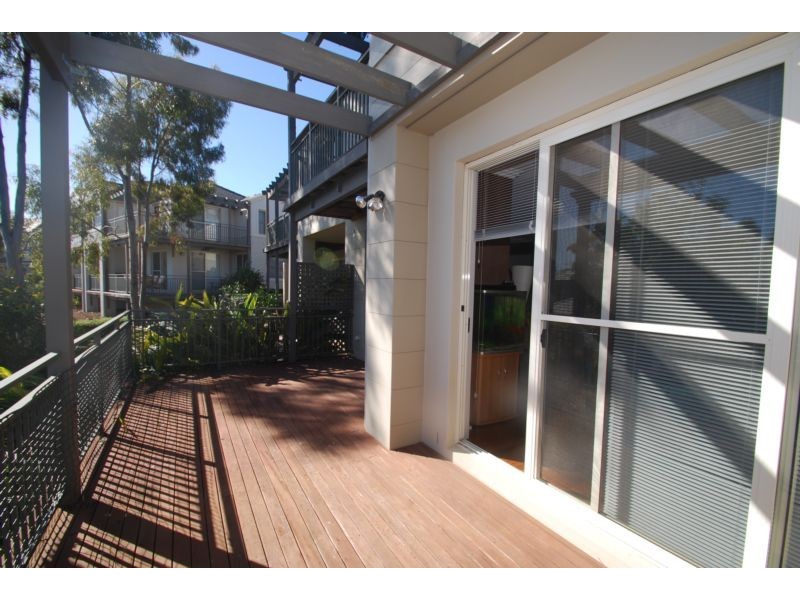 Macquarie Links NSW 2565