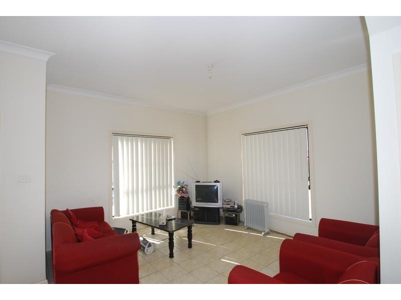 West Hoxton NSW 2171