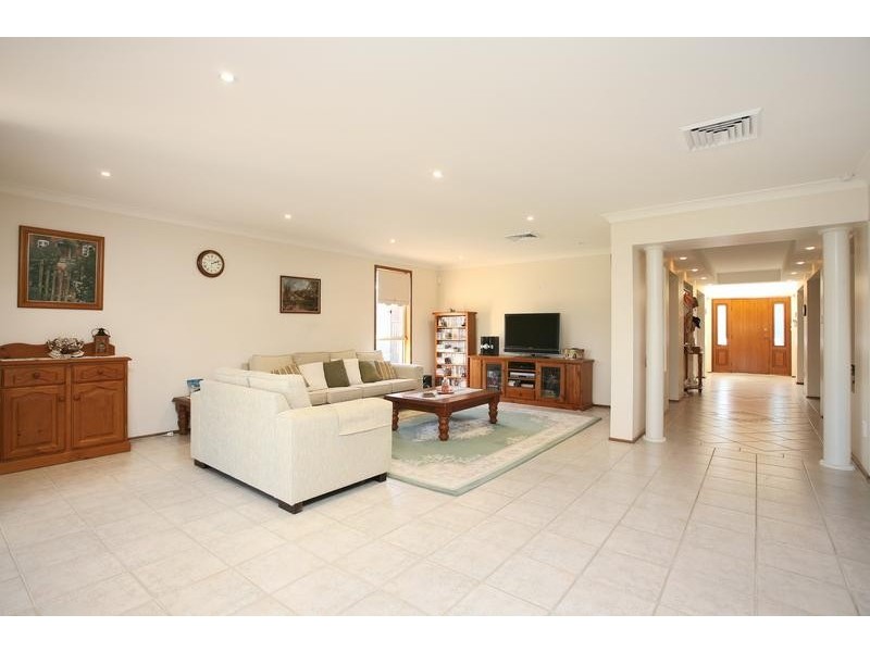Wattle Grove NSW 2173