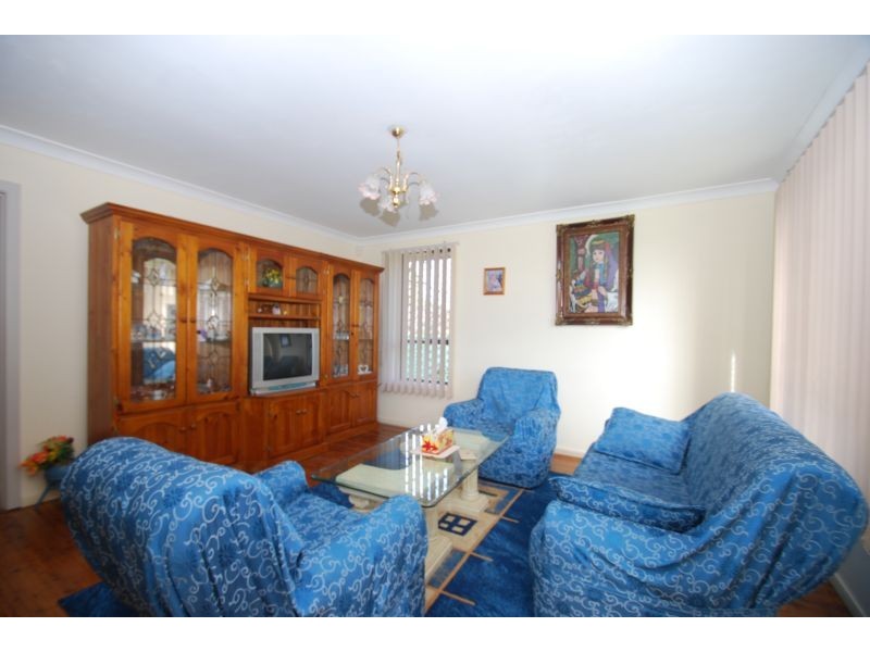 9 Emerald, Cartwright NSW 2168