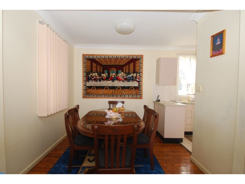 9 Emerald, Cartwright NSW 2168