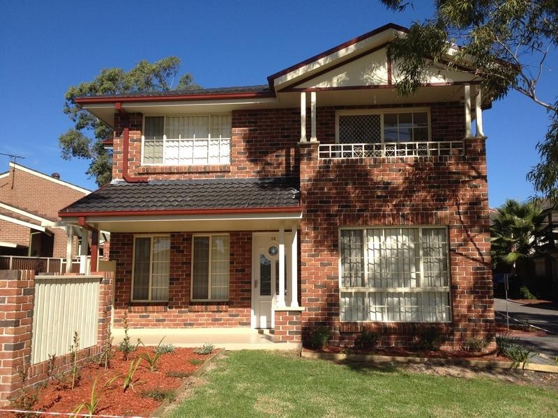 12 Reilly Street, Liverpool NSW 2170