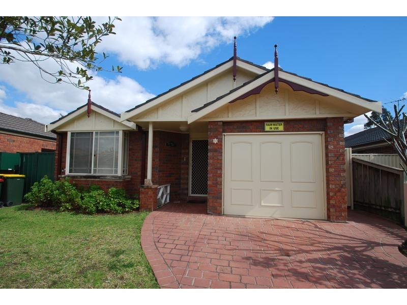 Wattle Grove NSW 2173