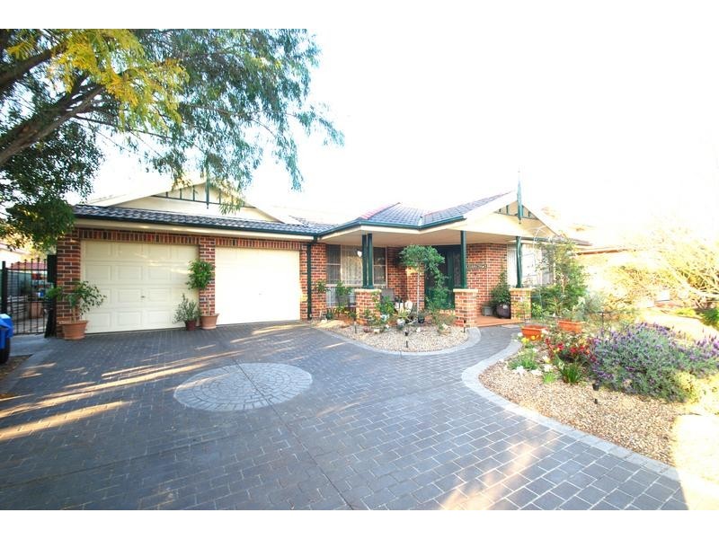 Wattle Grove NSW 2173