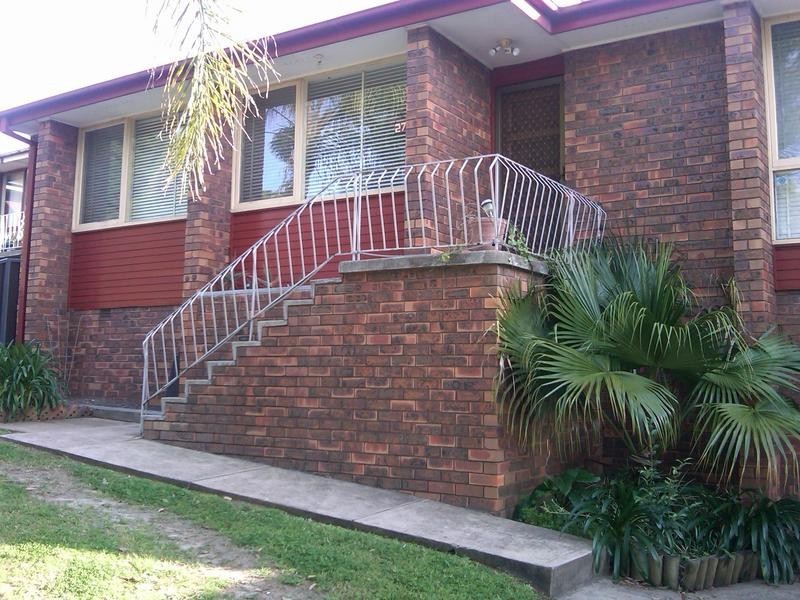 27 Birkdale Ave, Liverpool NSW 2170