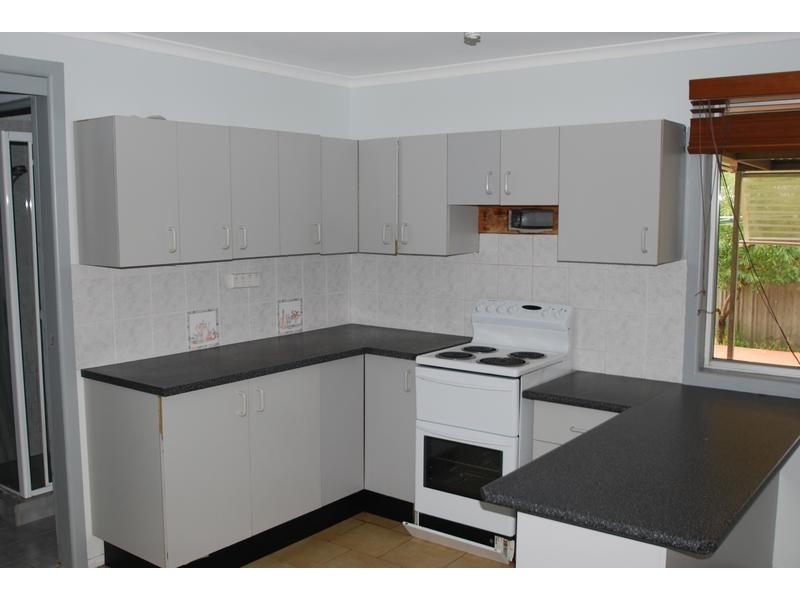 Flat/11 Palisade Crescent, Bonnyrigg NSW 2177