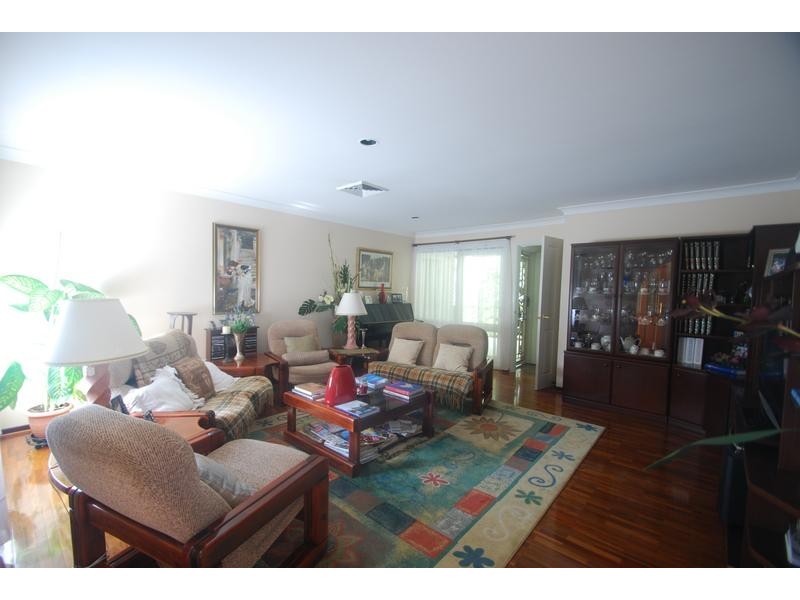 Greenfield Park NSW 2176