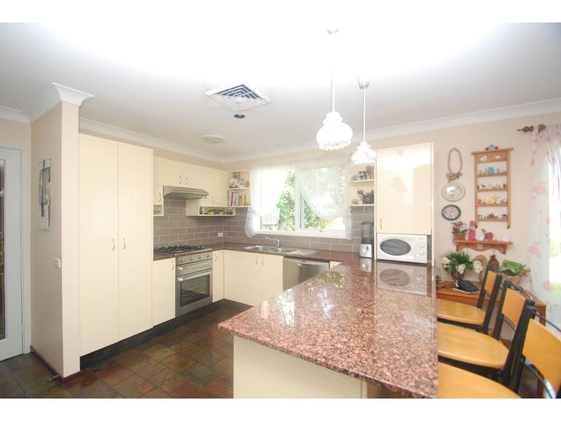 Greenfield Park NSW 2176