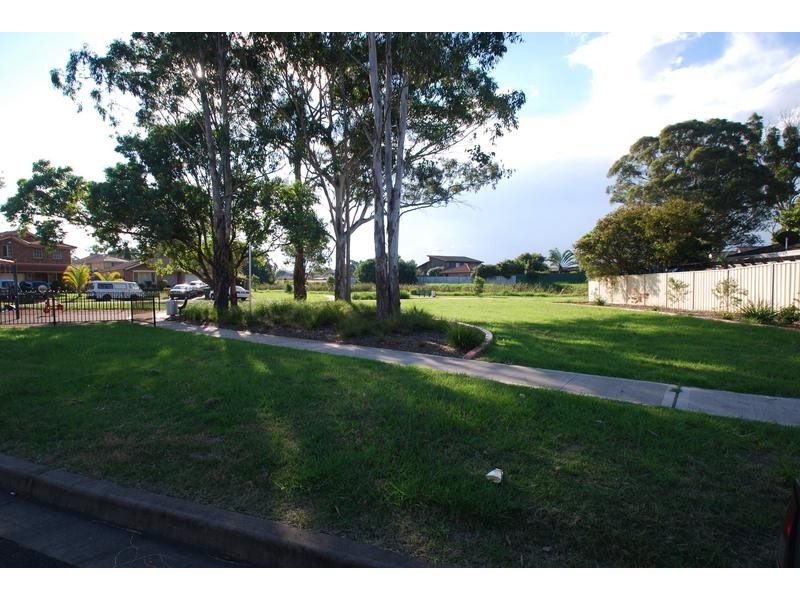 Hoxton Park NSW 2171