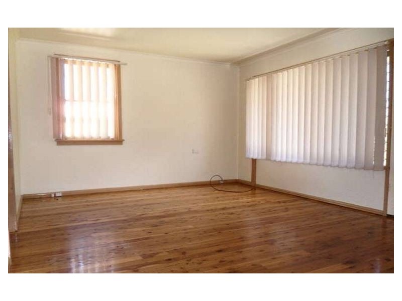 10 Kenilworth Street, Miller NSW 2168