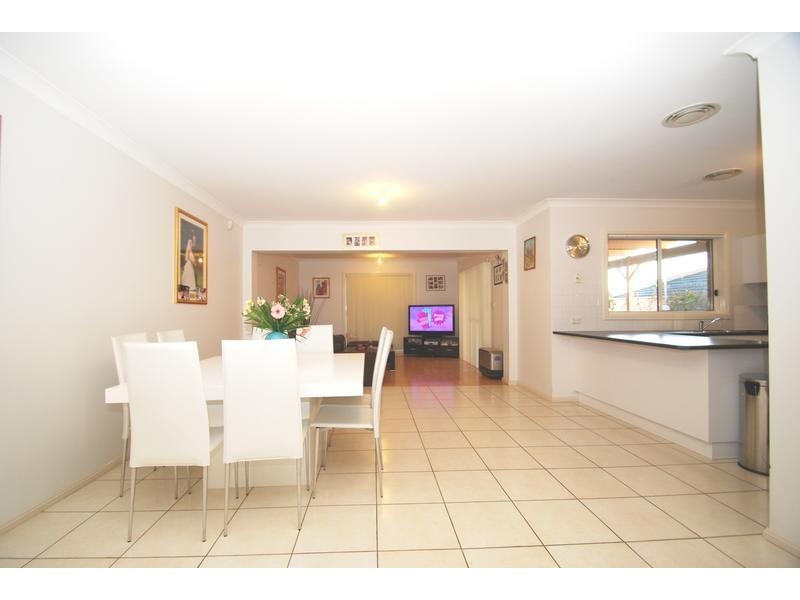 West Hoxton NSW 2171