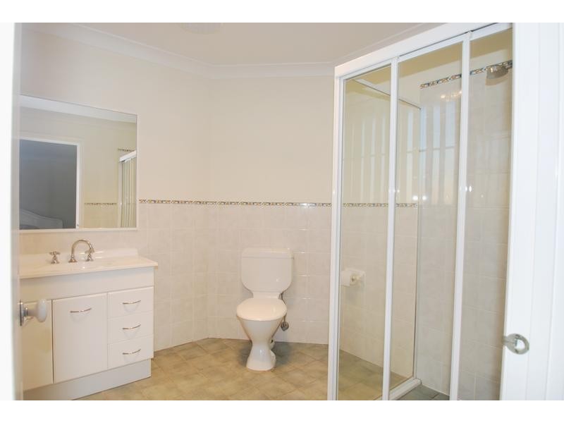 West Hoxton NSW 2171